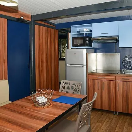 - Ccaibdf Chalet